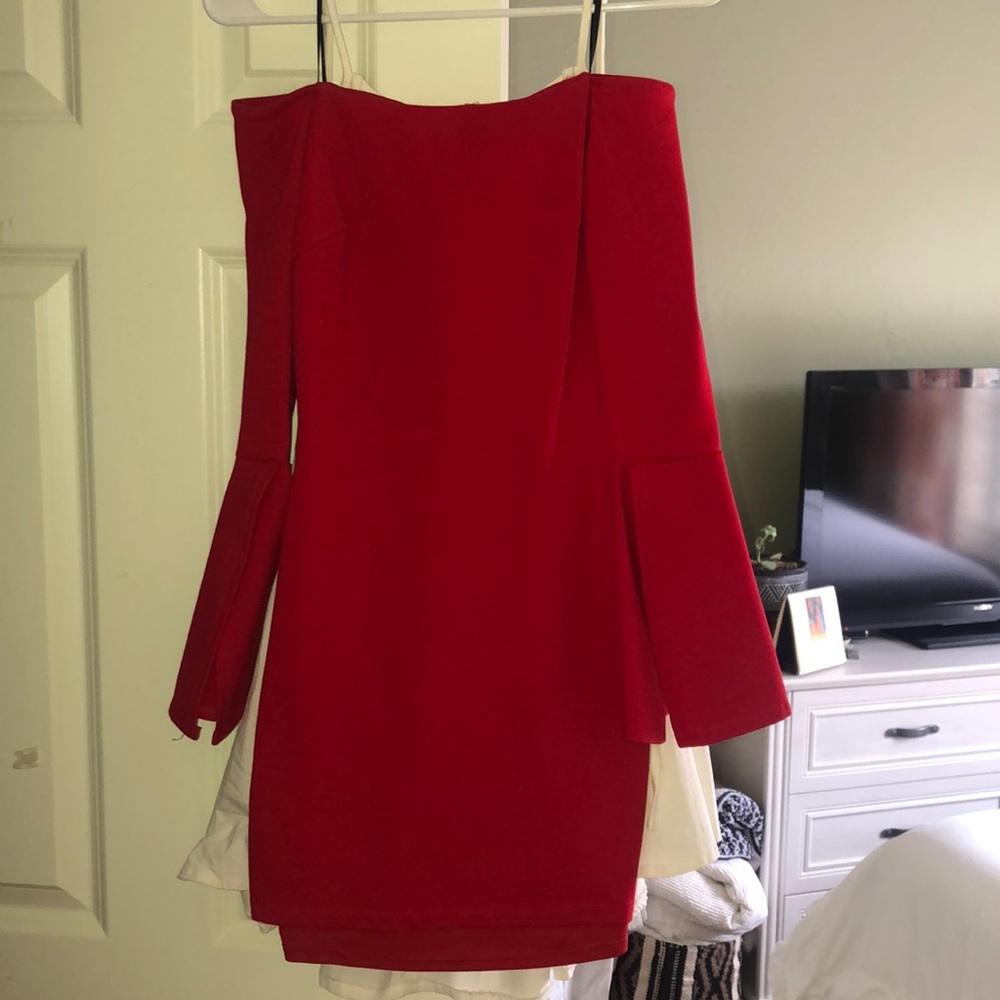 Lulus red dress